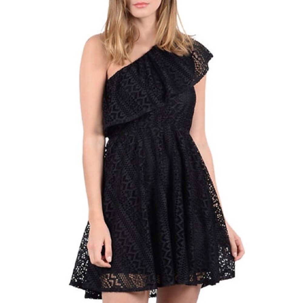 L&T Molly Bracken black lace one shoulder dress